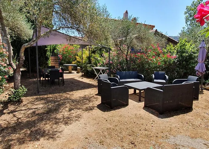 Meublés De Tourisme Casa Erbaggio