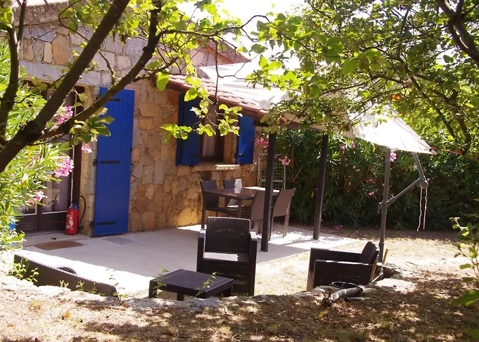 Meublés De Tourisme Casa Erbaggio Apartamento